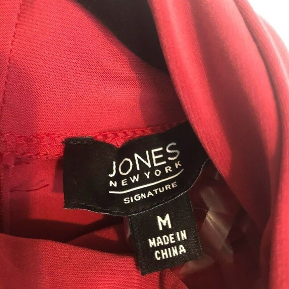 Jones New York Medium Red Stretch Short Sleeve Zip Back Mock Neck Blouse - Picture 2 of 4